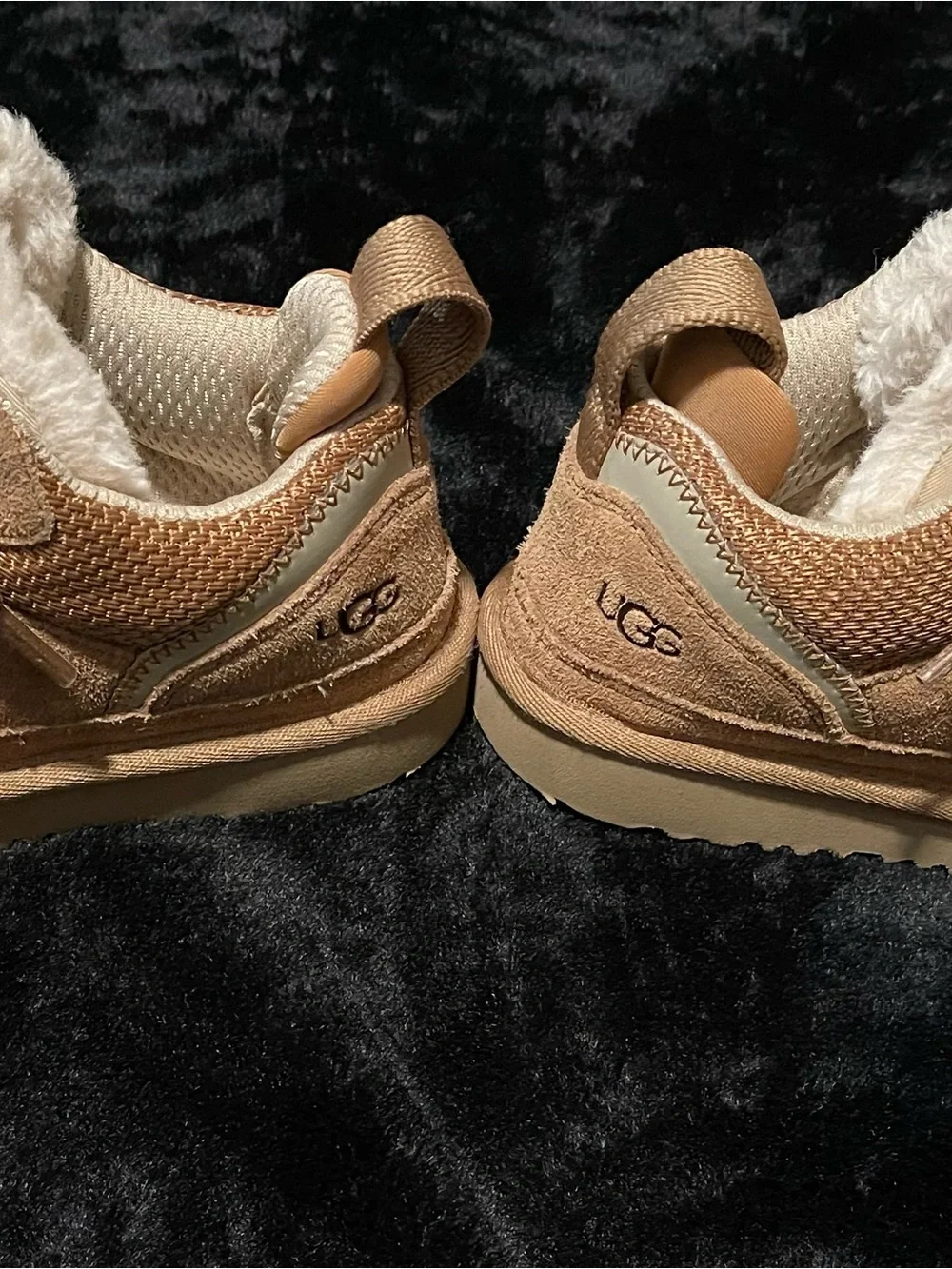 UGG see photos